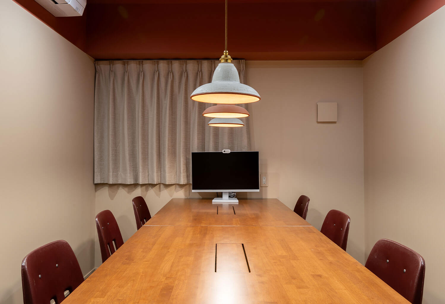 2Fミーティングルーム